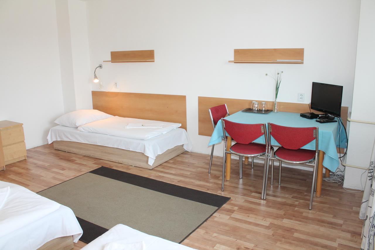 Hostel Turist Zvolen Exterior photo
